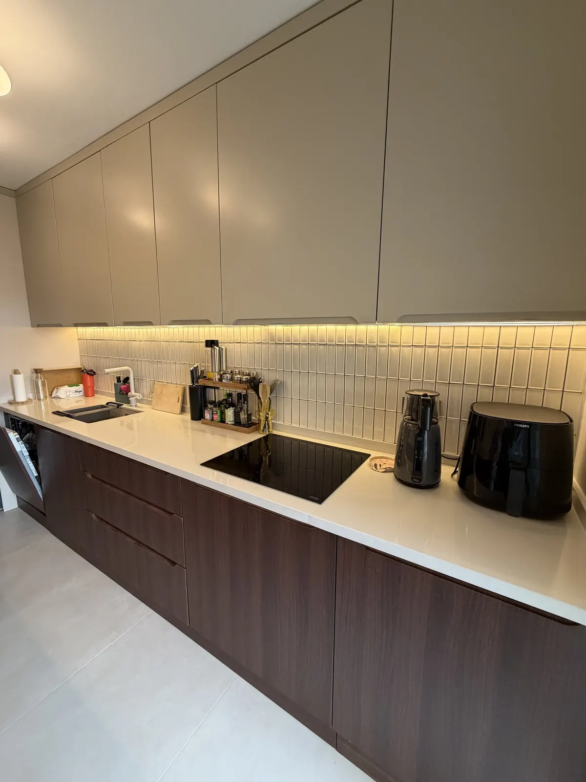 Elhan's Apartment 09